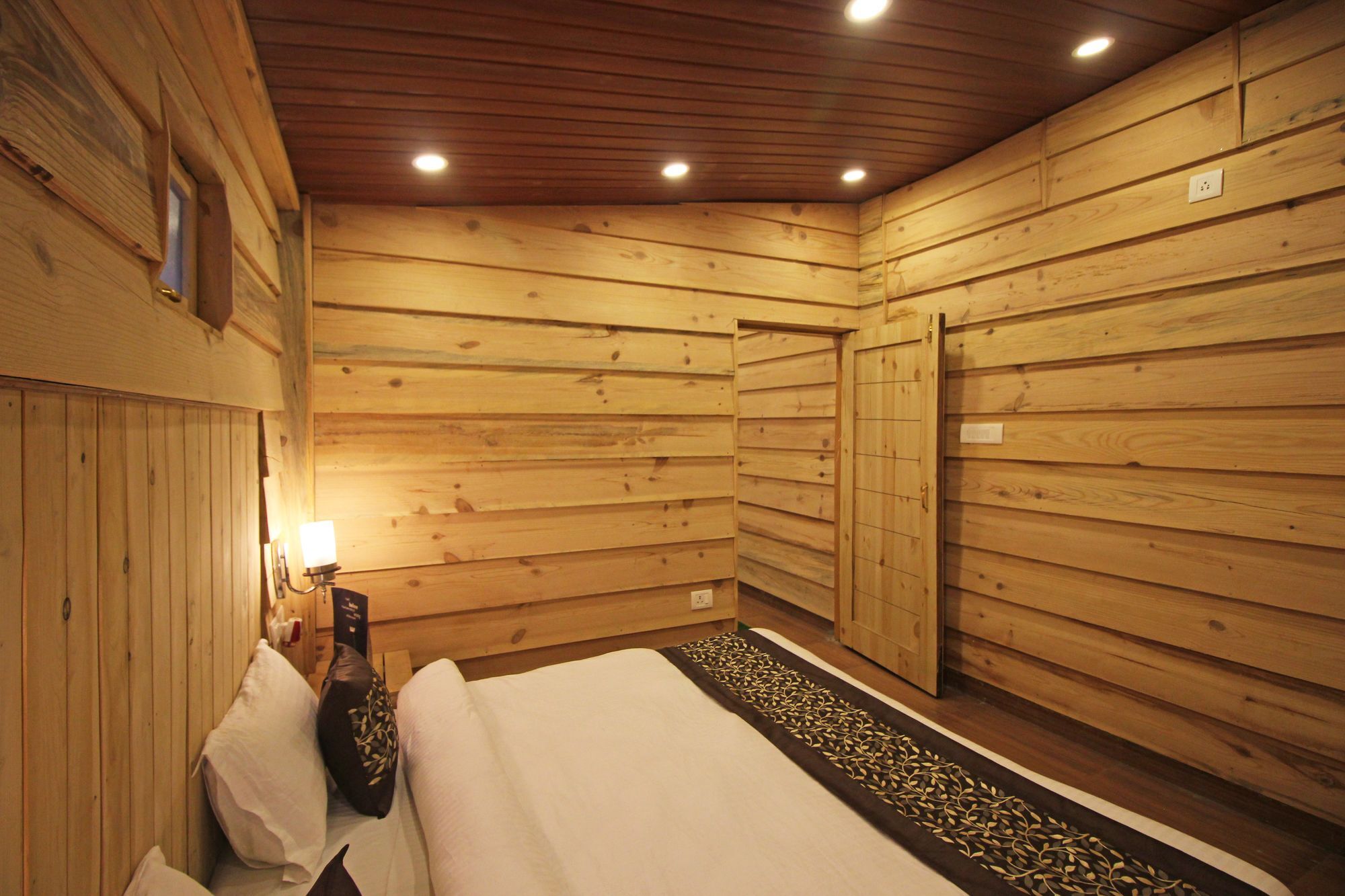 Oyo 3128 Hotel Panorama Нейнитал Екстериор снимка